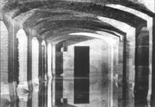 Подземное озеро в подвалах Оперы
